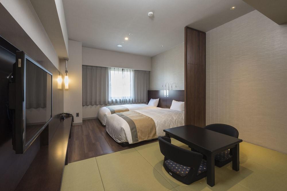 Nagoya Kanayama Hotel Buitenkant foto